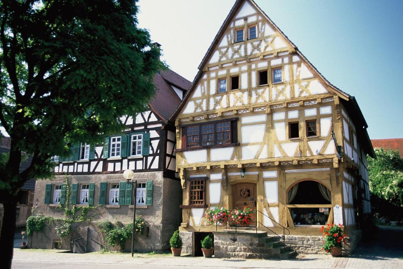 Hotel Restaurant Zum Nachtwaechter Lienzingen Eksteriør bilde